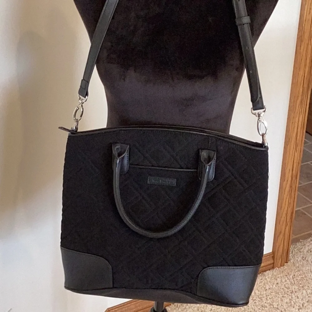 Vera Bradley Day Off Satchel Classic quilted black shoulder or handbag